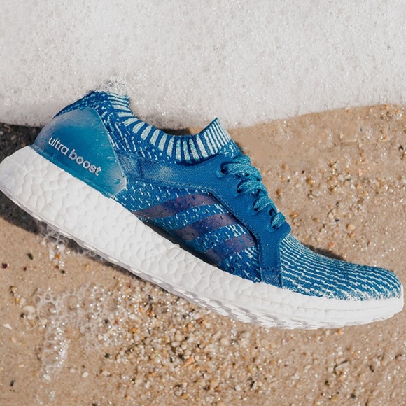 Adidas Parley Ultraboost running shoes - Picture 3 of 8